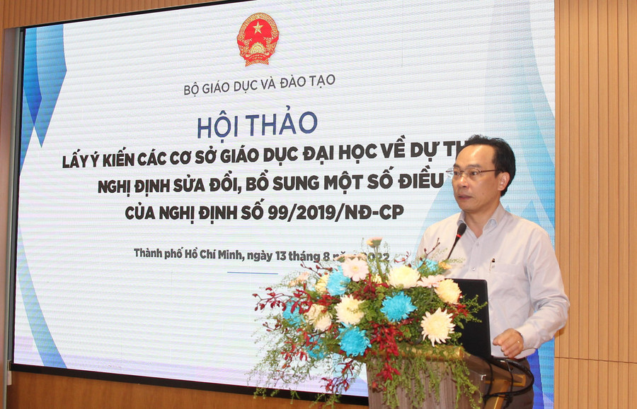 Thứ trưởng Hoàng Minh Sơn phát biểu chỉ đạo tại hội thảo.