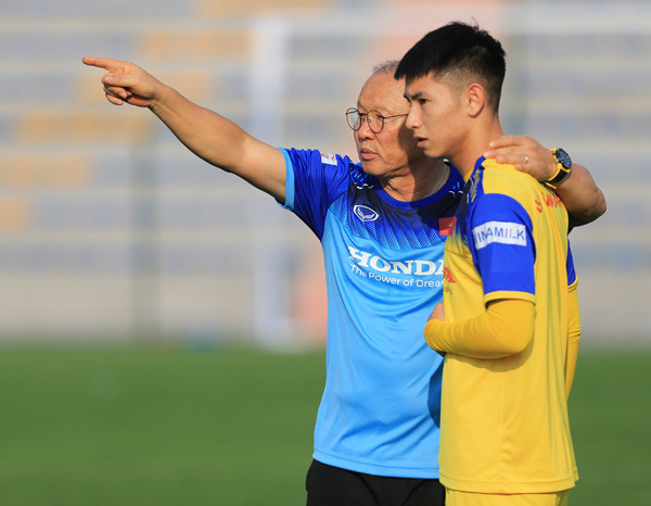 Trọng Hùng sẵn sàng chơi ở mọi vị trí HLV Park Hang-seo giao cho