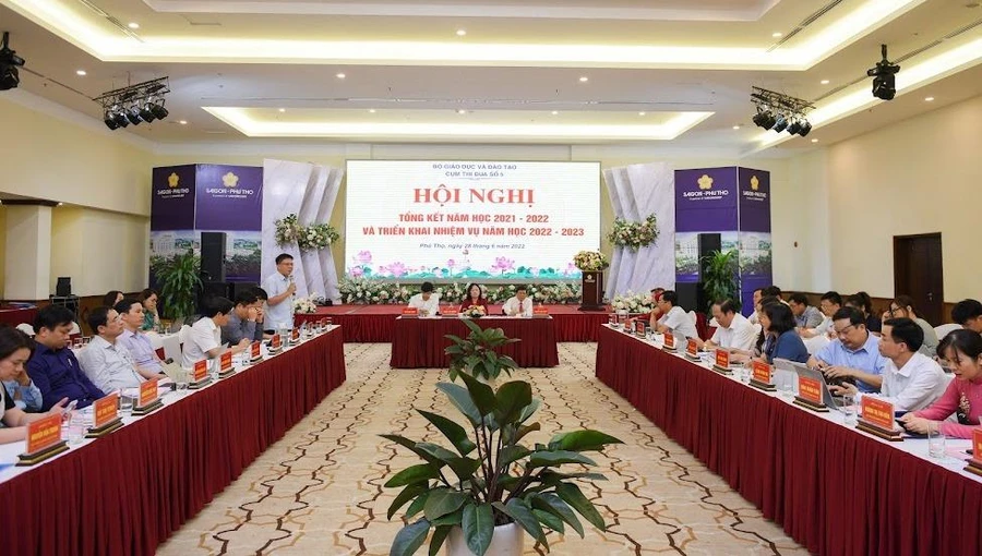 Quang cảnh hội nghị.