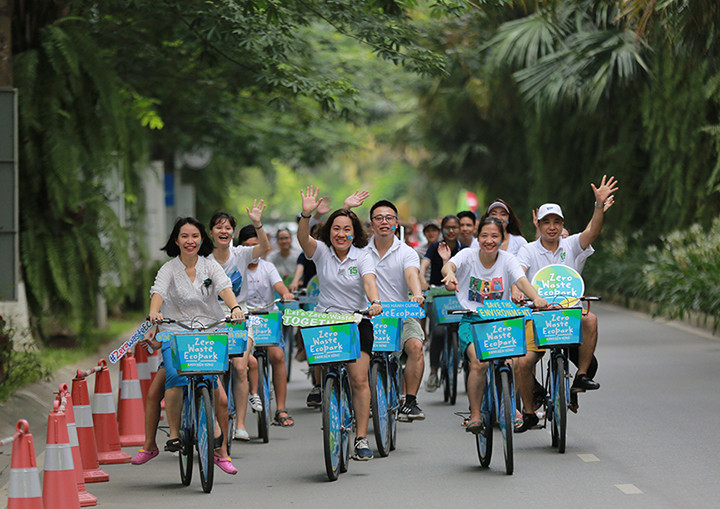 Zero Waste – “lối sống không rác thải” đang trở thành từ khóa được ủng hộ mạnh mẽ, có sức lan tỏa lớn trong thời gian gần đây. Đây là chương trình lấy ý tưởng về một lối sống hướng đến việc giảm thiểu hoàn toàn lượng rác thải ra môi trường.