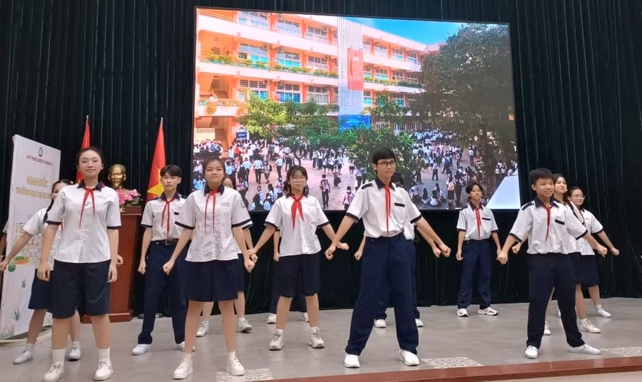 Phần dự thi của học sinh Trường THCS Minh Đức (quận 1).