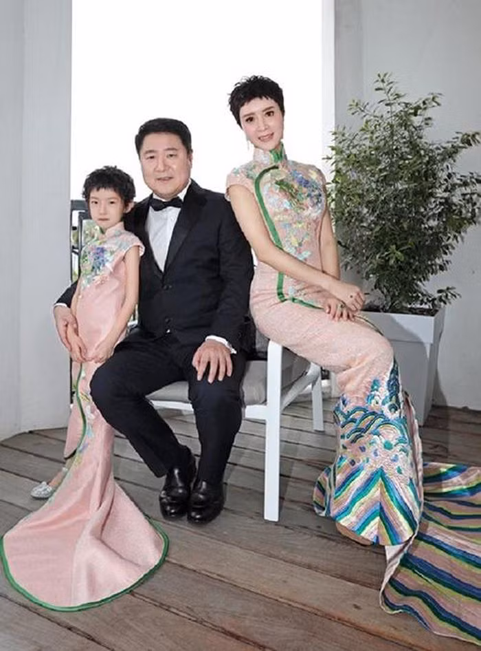 Cuộc sống giàu có, quyền lực của "công chúa đẹp nhất Tây Du Ký" ảnh 17