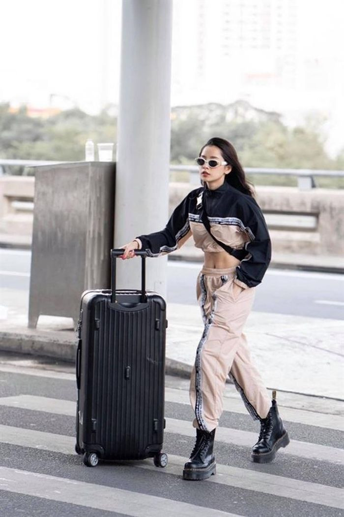 Học bí quyết phối đồ thu sành điệu của sao Việt ảnh 8 Học bí quyết phối đồ thu sành điệu của sao Việt ảnh 8