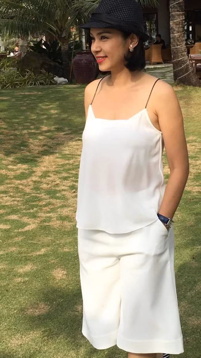 Xấp xỉ tuổi 50 vẫn trẻ đẹp, Việt Trinh tuyên bố độc thân suốt đời ảnh 30