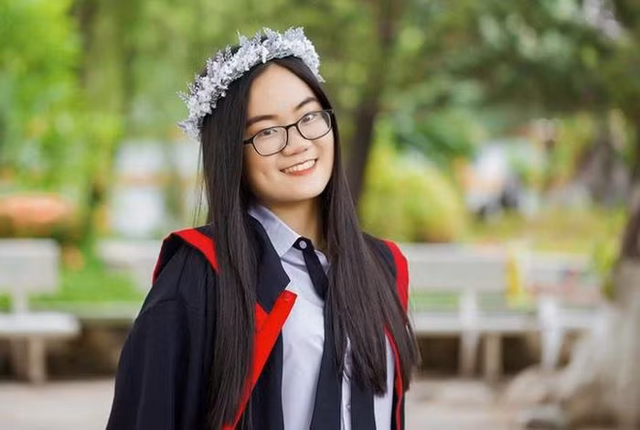 Tự ôn SAT II môn Toán 800/800, IELTS 8.0 ngay lần thi đầu tiên chỉ nhờ 1 tháng ôn thi.