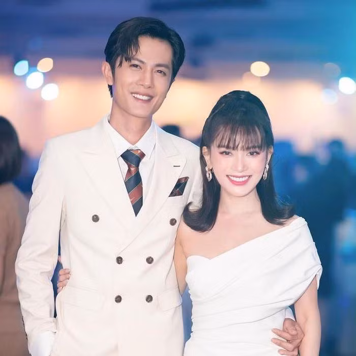 Thông tin Huỳnh Phương hẹn hò Sĩ Thanh từng khiến nhiều người bất ngờ vào tháng 9/2019. Ảnh: NVCC.