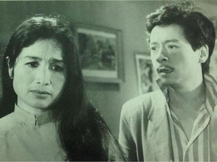 Loạt ảnh thời trẻ bên các mỹ nhân điện ảnh của NSND Hoàng Dũng ảnh 6 Loạt ảnh thời trẻ bên các mỹ nhân điện ảnh của NSND Hoàng Dũng ảnh 6