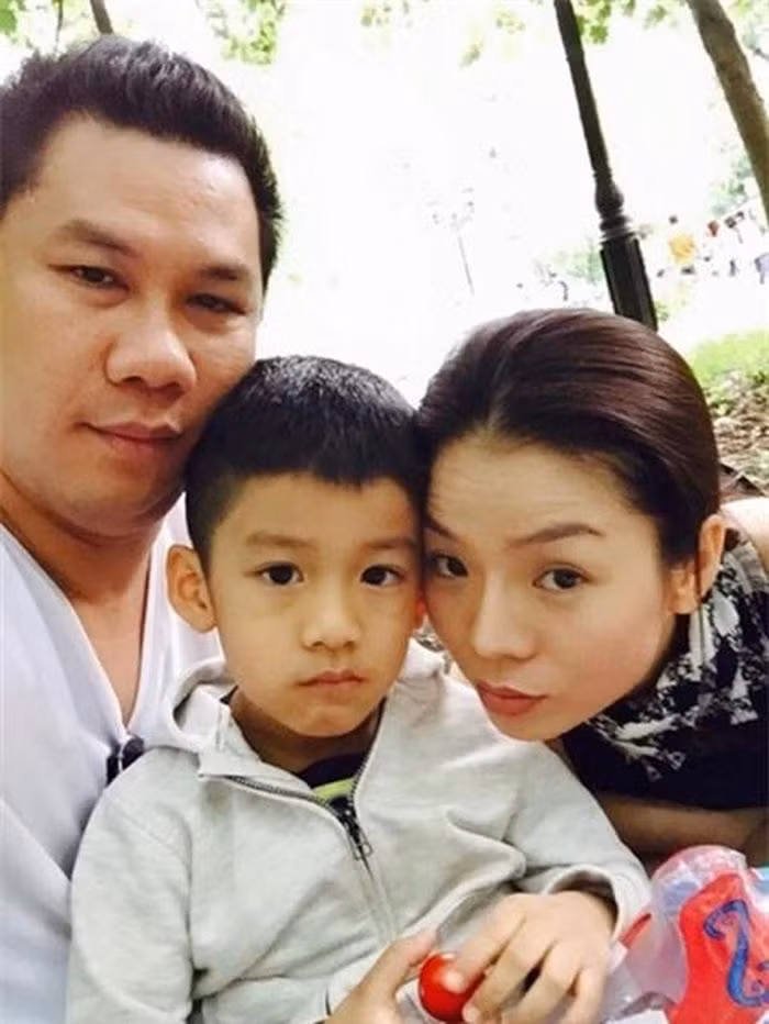 Lệ Quyên từng chia sẻ: "Dù không phải do mình sinh ra nhưng nếu đã gọi tôi là mẹ thì đó mãi sẽ là con của tôi".