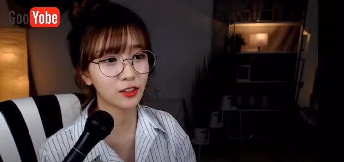 Miso đã quyết định rời khỏi ngành giải trí Hàn Quốc và tự lập cho riêng mình một kênh Youtube riêng và hoạt động chủ yếu ở trên đây.