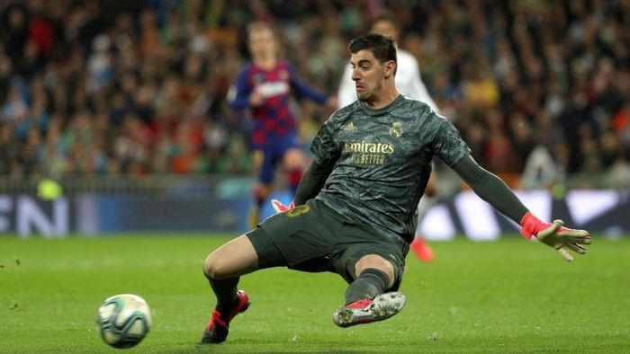 Thibaut Courtois lột xác ở mùa giải này. Thibaut Courtois lột xác ở mùa giải này.