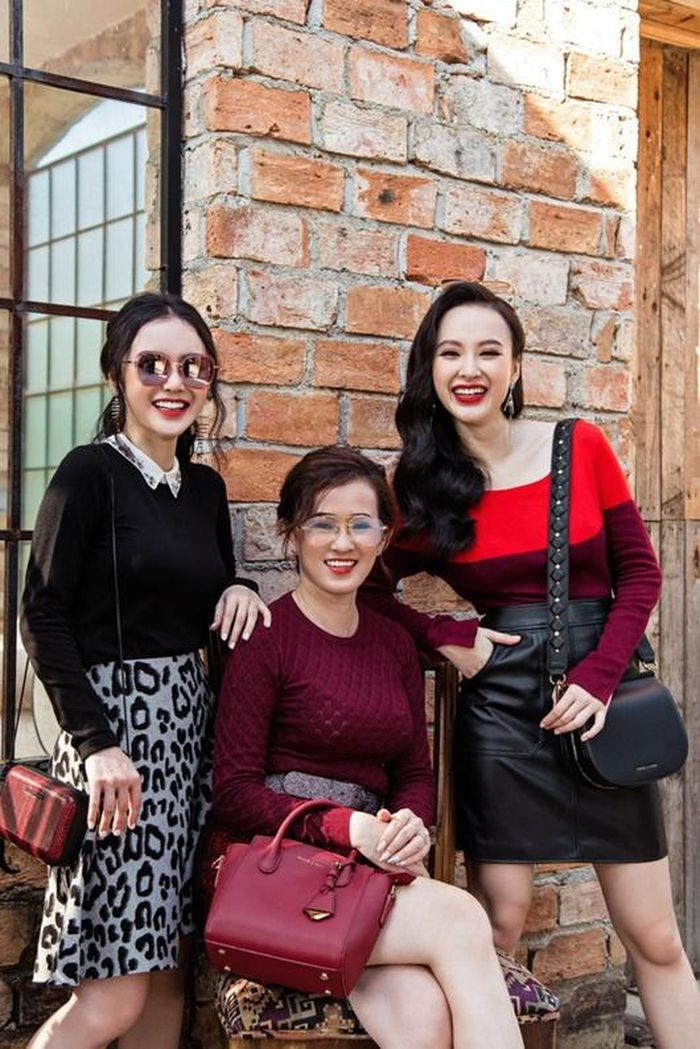 Angela Phương Trinh khiến dân tình trầm trồ khen ngợi khi khoe ảnh chụp với mẹ ảnh 1