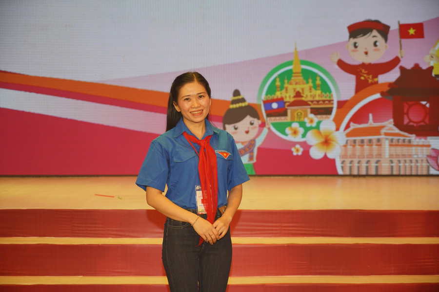 Cô giáo Phạm Thị Việt Anh - GV Tổng phụ trách đội Trường Tiểu học Thạch Đài, Thạch Hà, Hà Tĩnh.