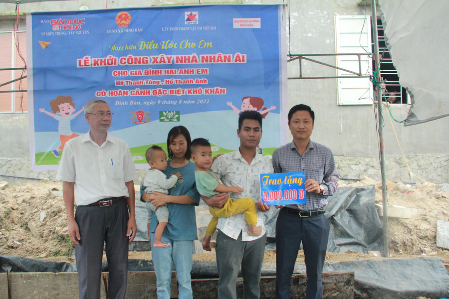 Tại lễ khởi công, nhiều đơn vị, doanh nghiệp...