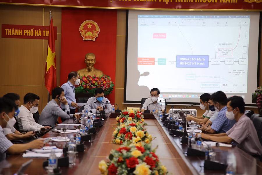 Toàn cảnh buổi làm việc của Bộ y Tế với ngành chức năng Hà Tĩnh về công tác phòng, chống dịch bệnh COVID-19.