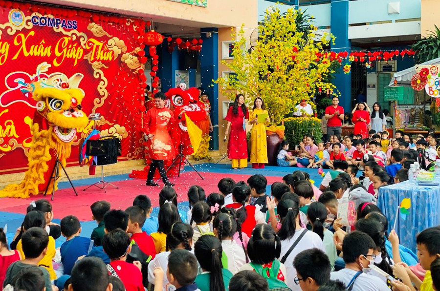 Trường tiểu học Nguyễn Thanh Tuyền tổ chức nhiều hoạt động mừng Xuân Giáp Thìn 2024. Trường tiểu học Nguyễn Thanh Tuyền tổ chức nhiều hoạt động mừng Xuân Giáp Thìn 2024.