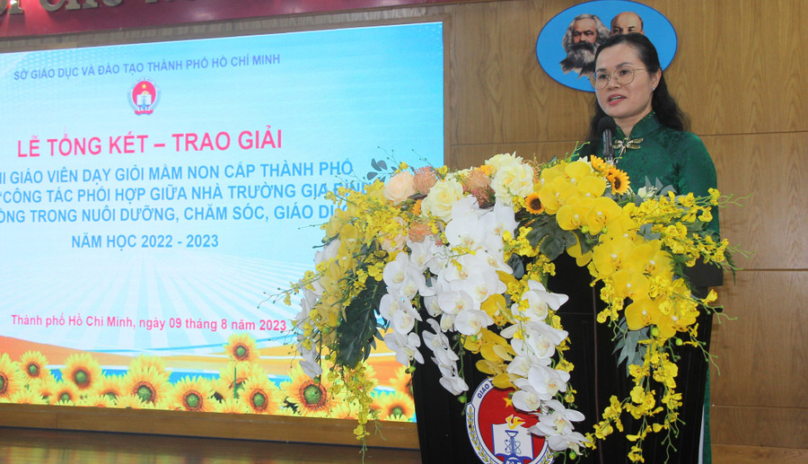 Bà Lê Thụy Mỵ Châu phát biểu tại lễ tổng kết, trao giải. Bà Lê Thụy Mỵ Châu phát biểu tại lễ tổng kết, trao giải.