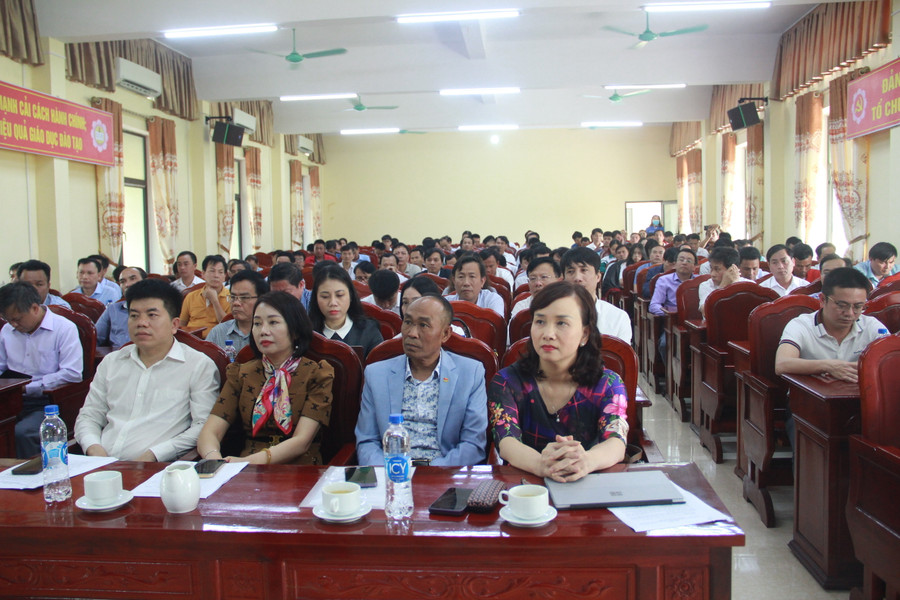 Các đại biểu tham dự lễ tổng kết Đại hội Điền kinh - Thể thao học sinh phổ thông năm học 2022-2023.