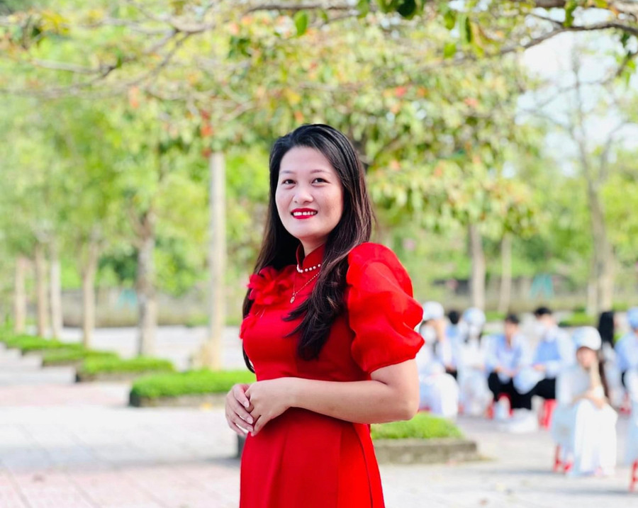 Cô giáo Địa lý 'mềm' hóa lý thuyết bằng công nghệ thông tin ảnh 1 Cô giáo Địa lý 'mềm' hóa lý thuyết bằng công nghệ thông tin ảnh 1