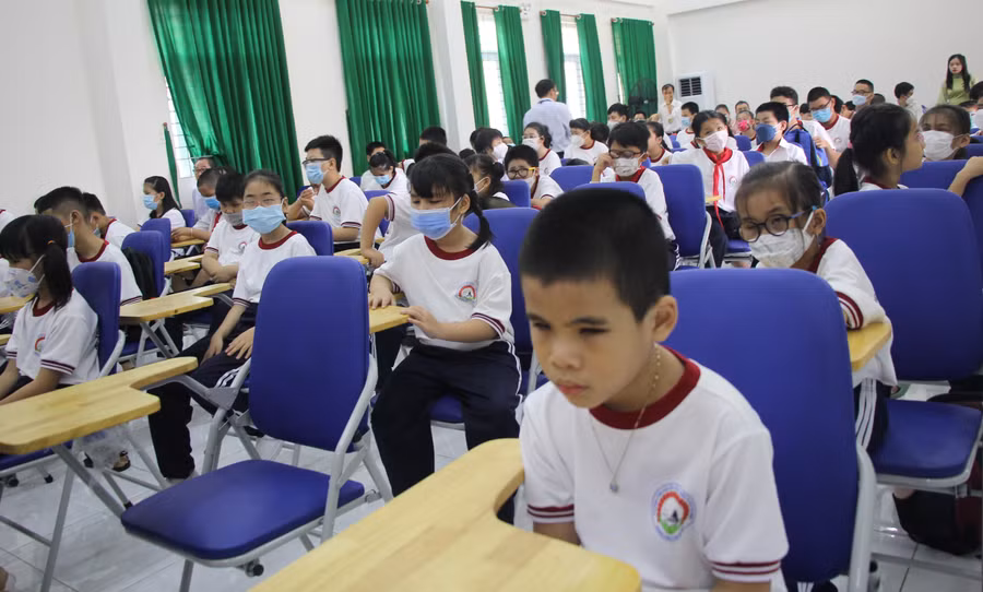 Học sinh Trường phổ thông đặc biệt Nguyễn Đình Chiểu trong ngày khai giảng.