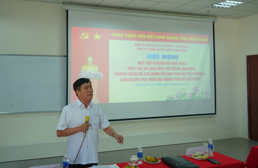 Ông Tô Đại Phong, Nguyên Phó Trưởng Ban Tuyên giáo Thành ủy báo cáo chuyên đề năm 2023. Ông Tô Đại Phong, Nguyên Phó Trưởng Ban Tuyên giáo Thành ủy báo cáo chuyên đề năm 2023.