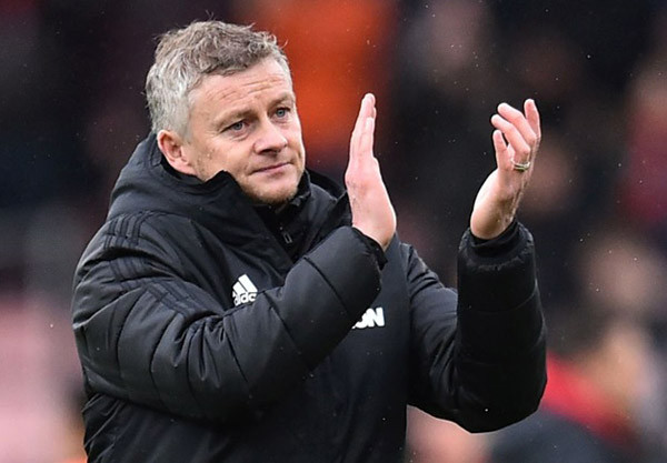 HLV Solskjaer chắc ghế dù Man United chơi bê bết