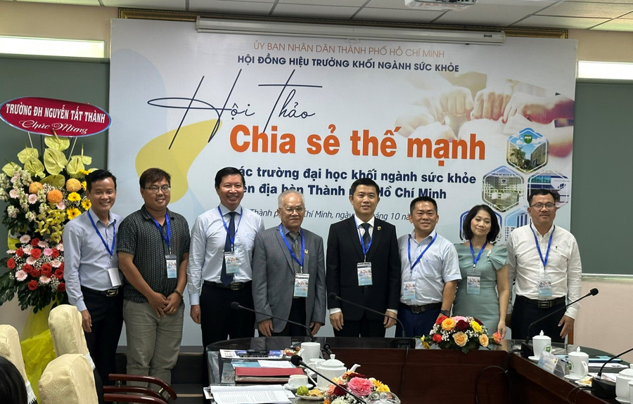 Hội thảo của Hội đồng Hiệu trưởng khối ngành sức khỏe. Hội thảo của Hội đồng Hiệu trưởng khối ngành sức khỏe.