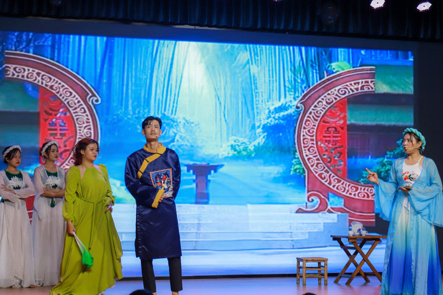 Cuộc thi đã quy tụ được 32 đội thi đến từ 8 trường đại học khác nhau.