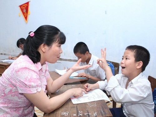 Hà Tĩnh hiện chưa có trường học chuyên biệt cho trẻ khuyết tật. Ảnh minh họa