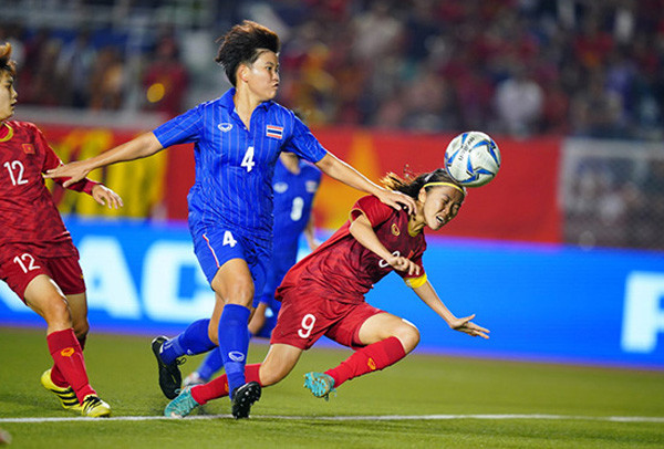 ĐT nữ Thái Lan đã chơi cực kỳ nỗ lực nhưng không thể đánh bại được các cô gái Việt Nam. ĐT nữ Thái Lan đã chơi cực kỳ nỗ lực nhưng không thể đánh bại được các cô gái Việt Nam.