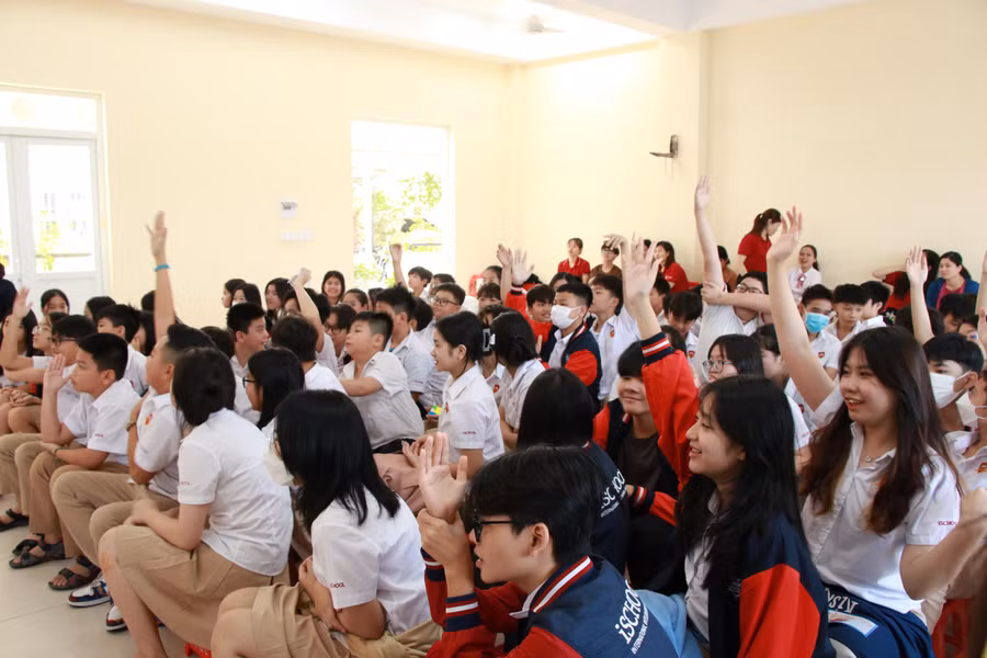 Đây là năm thứ 3 chương trình được tổ chức thành công và thu hút sự cổ vũ của đông đảo giáo viên, học sinh.