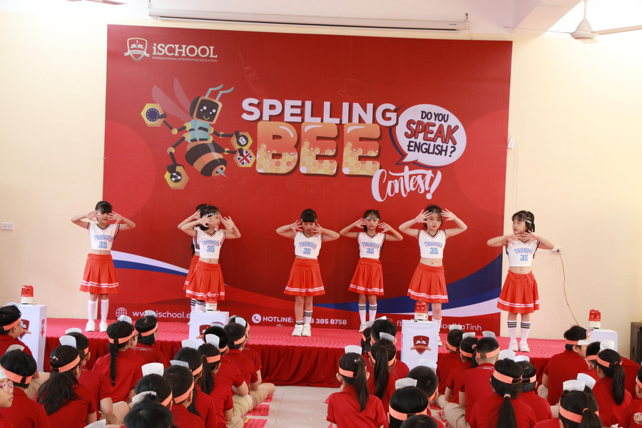 Các tiết mục văn nghệ sôi động tại vòng Chung kết. Các tiết mục văn nghệ sôi động tại vòng Chung kết.