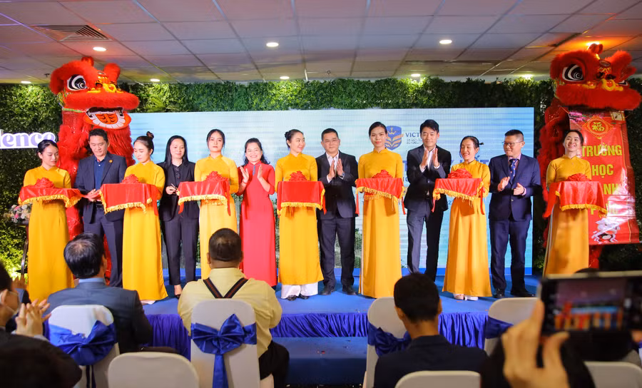 Lễ ra mắt Trường liên cấp quốc tế song ngữ Victoria Nam Sài Gòn theo mô hình “Trường học hạnh phúc - Happy School”.