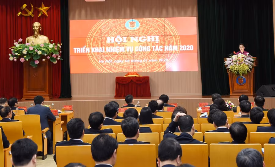 Các đại biểu dự hội nghị