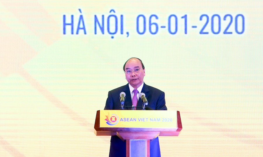 Thủ tướng Nguyễn Xuân Phúc phát biểu tại Lễ Khởi động Năm Chủ tịch ASEAN 2020 Thủ tướng Nguyễn Xuân Phúc phát biểu tại Lễ Khởi động Năm Chủ tịch ASEAN 2020