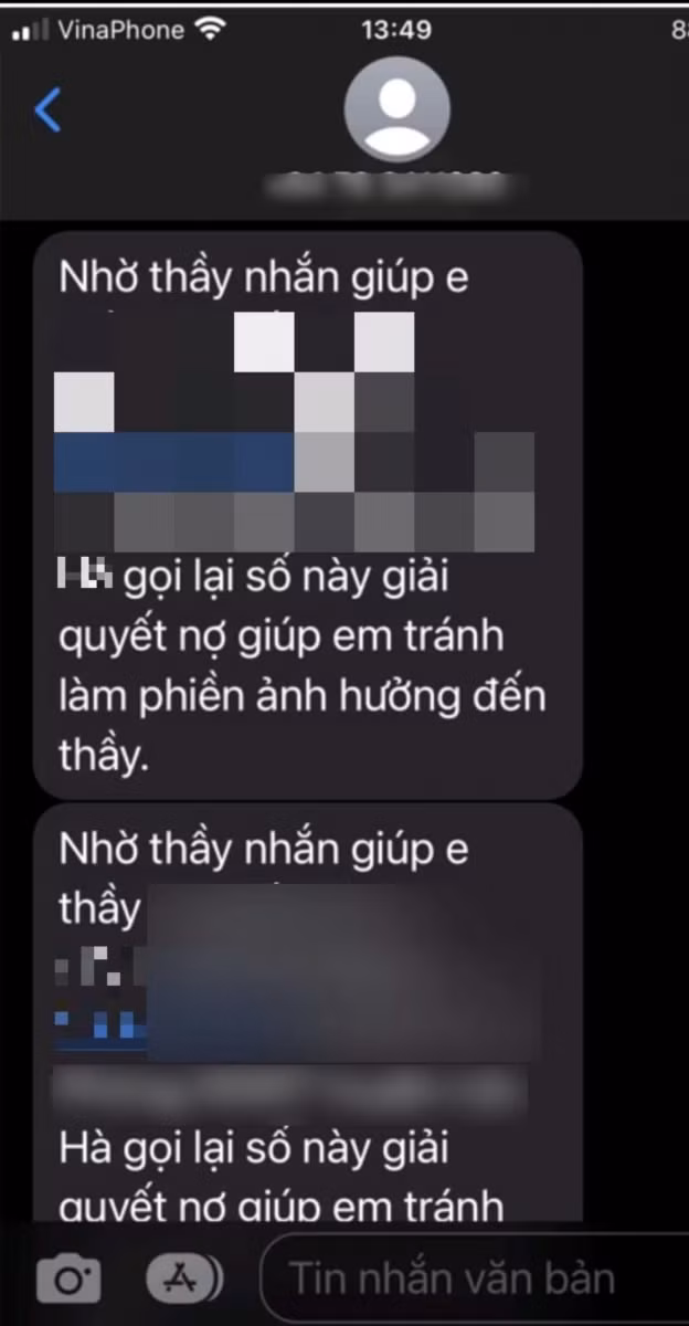 Nội dung các tin nhắn gửi đến lãnh đạo ngành Giáo dục Lộc Hà yêu cầu thầy Y. trả nợ.