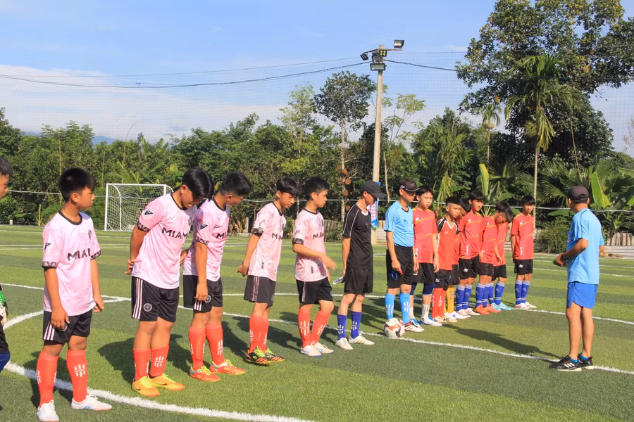 Năm nay, huyện Hương Khê có 12 đội đến từ 12 trường THCS tham gia Giải đấu.