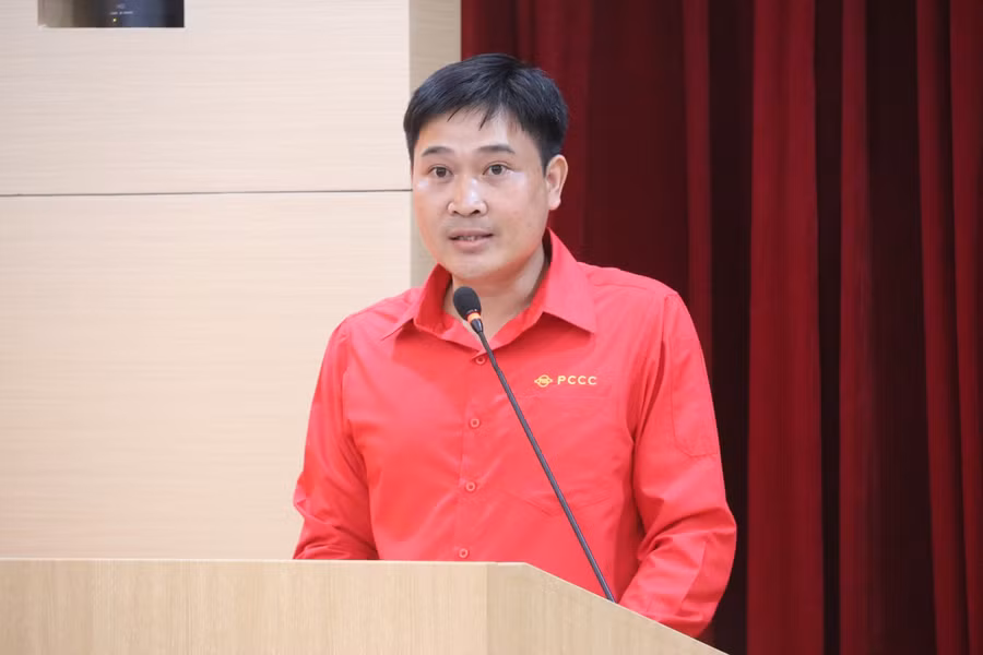 Anh Lê Ngọc Hạnh thuộc đội Phòng cháy Chữa cháy (PCCC – Formosa Hà Tĩnh).