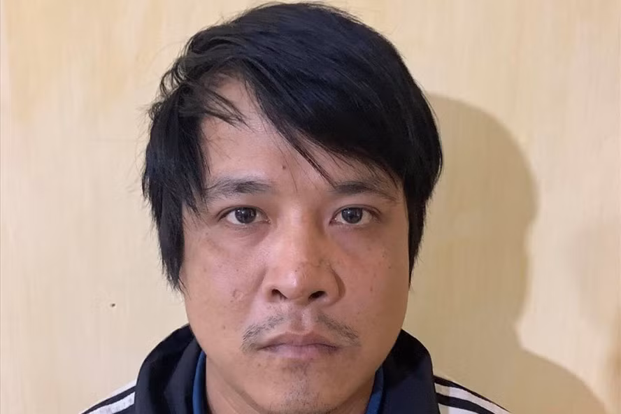 Nghi can Đặng Mạnh Tưởng tại CQĐT. Ảnh: Laodong