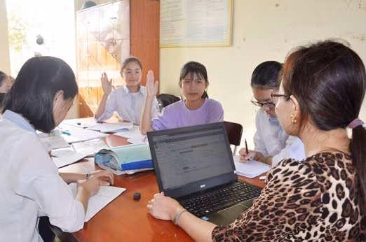 Việc quản lý giáo án bằng phần mềm giúp nâng cao chất lượng giảng dạy tại các trường học. Ảnh tư liệu