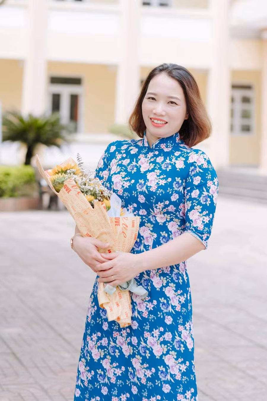 Cô giáo Nguyễn Thị Hòa Việt- GV Giáo dục công dân trường THPT Hương Khê.