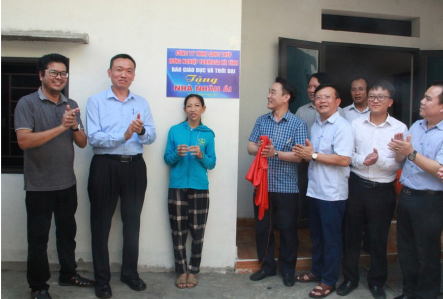 Văn phòng Báo GD&TĐ khu vực MT-TN đã kết nối xây dựng nhiều ngôi nhà nhân ái cho GV và HS khó khăn.