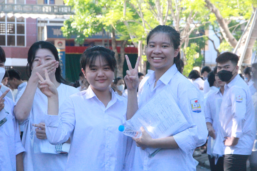 Thí sinh Hà Tĩnh tự tin kết thúc môn thi thứ 2. Thí sinh Hà Tĩnh tự tin kết thúc môn thi thứ 2.