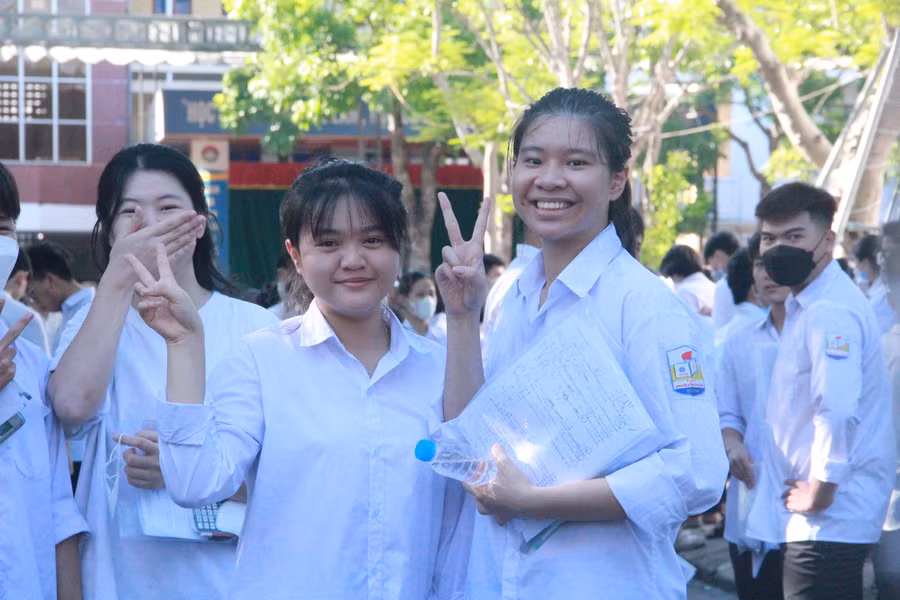 Thí sinh Hà Tĩnh tự tin kết thúc môn thi thứ 2.