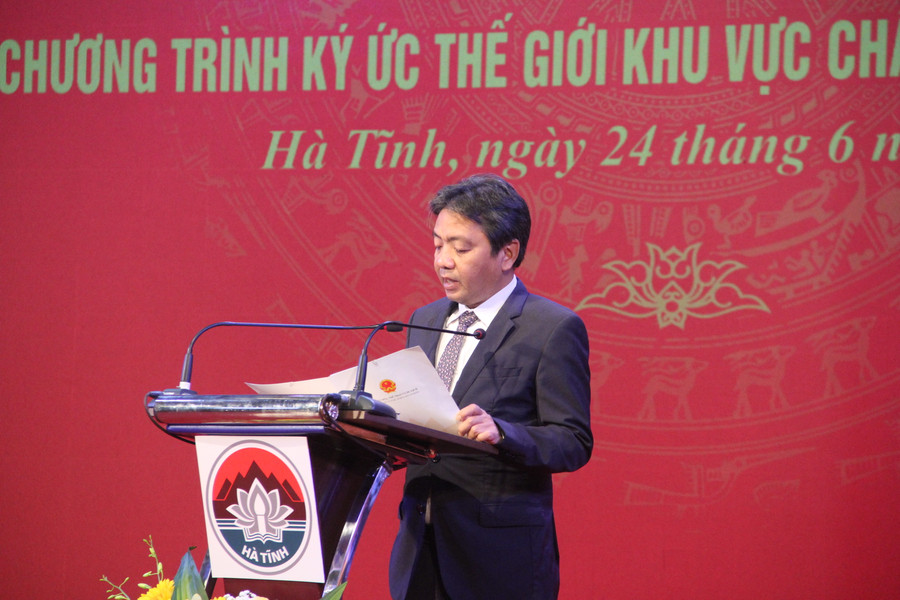 Thứ trưởng Bộ VH-TT&DL Hoàng Đạo Cương phát biểu tại buổi lễ. Thứ trưởng Bộ VH-TT&DL Hoàng Đạo Cương phát biểu tại buổi lễ.