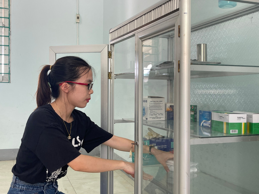 Mỗi điểm thi đều có phòng y tế và cán bộ y tế phối hợp túc trực.