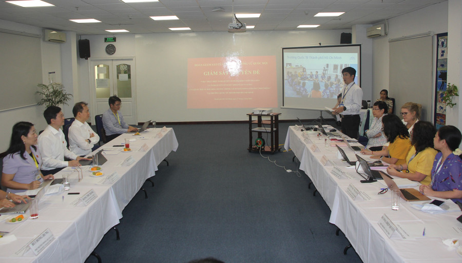 Toàn cảnh buổi làm việc. Toàn cảnh buổi làm việc.