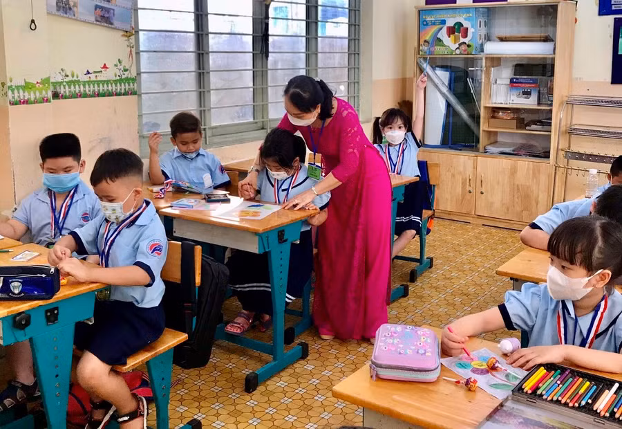 Tỉ lệ phụ huynh học sinh bậc tiểu học và lớp 6 đồng ý cho con tiêm vắc xin cao.