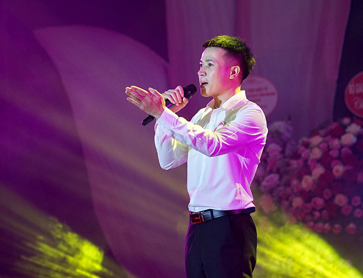 Giải nhất của cuộc thi thuộc về thí sinh Phaomany Phonethong, trường ĐH Sư phạm Kỹ thuật Vinh. Giải nhất của cuộc thi thuộc về thí sinh Phaomany Phonethong, trường ĐH Sư phạm Kỹ thuật Vinh.