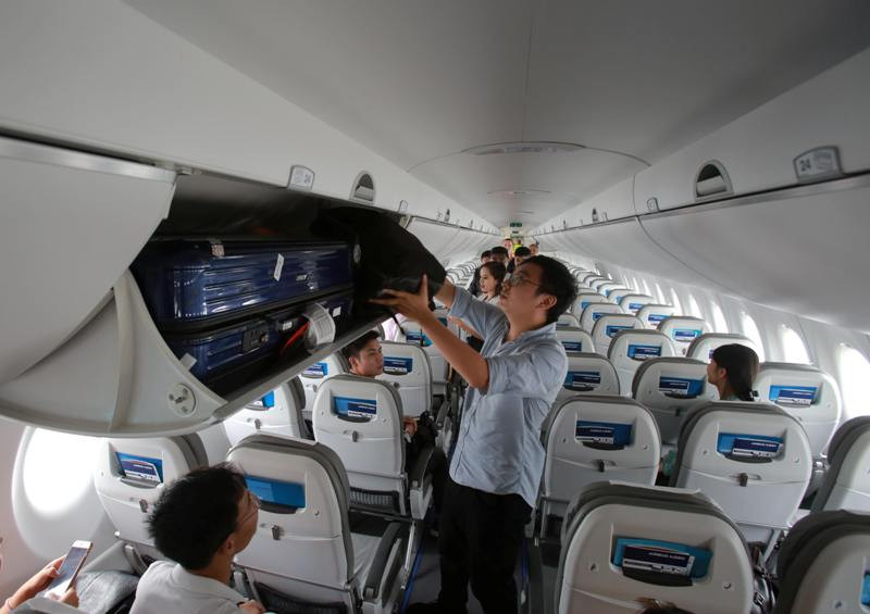 Khoang hành lý được thiết kế rộng, thoải mái để mỗi hành khách có thể mang theo hành lý xách tay.