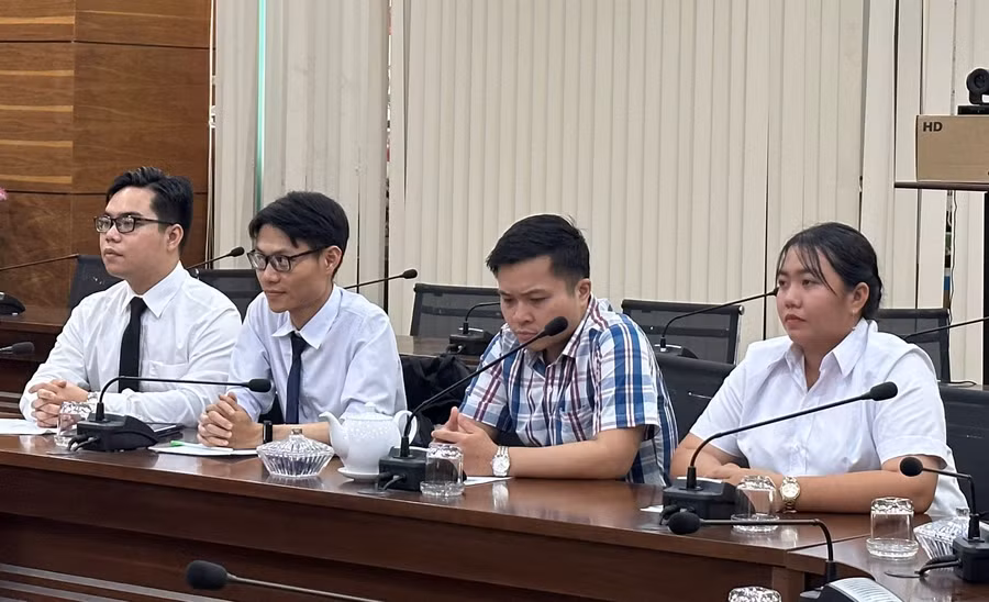 Các ứng viên tham gia vòng thi phỏng vấn.